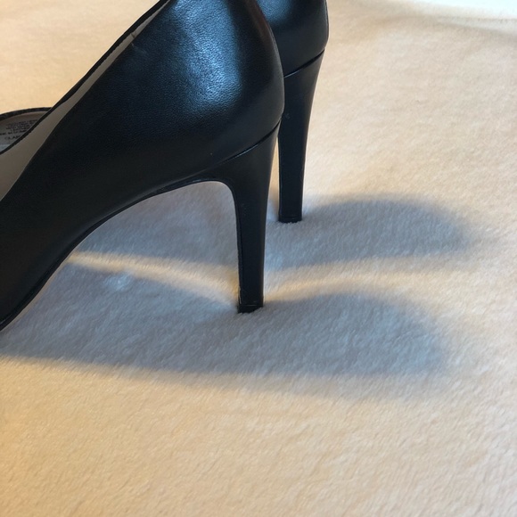 Antonio Melani Heels - Picture 4 of 4